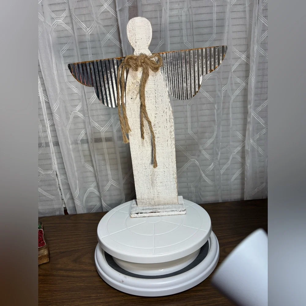 N/A rustic wooden